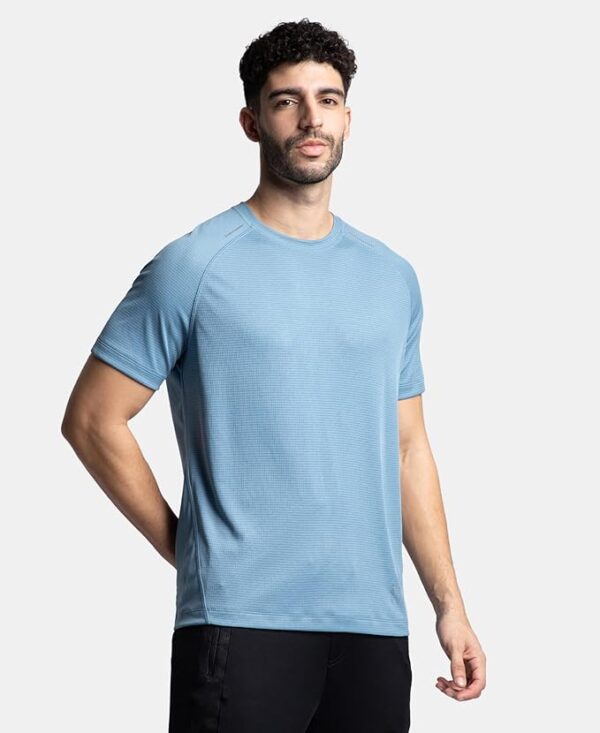 Men's Lightweight Microfiber Solid Round Neck Half Sleeve Active Wear T-Shirt Blue